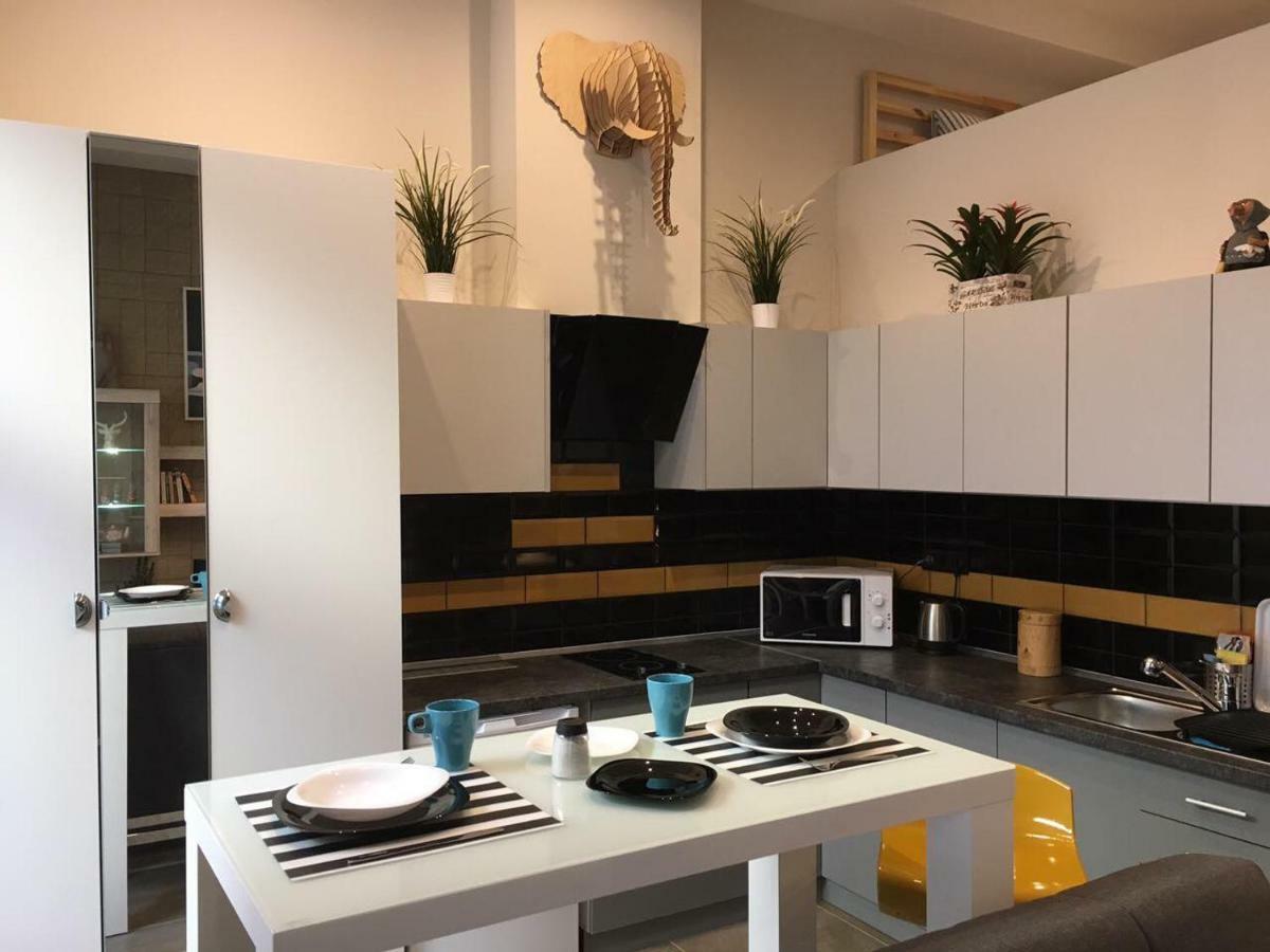 Chic & New Apartment In The Heart Of Budapest Eksteriør billede